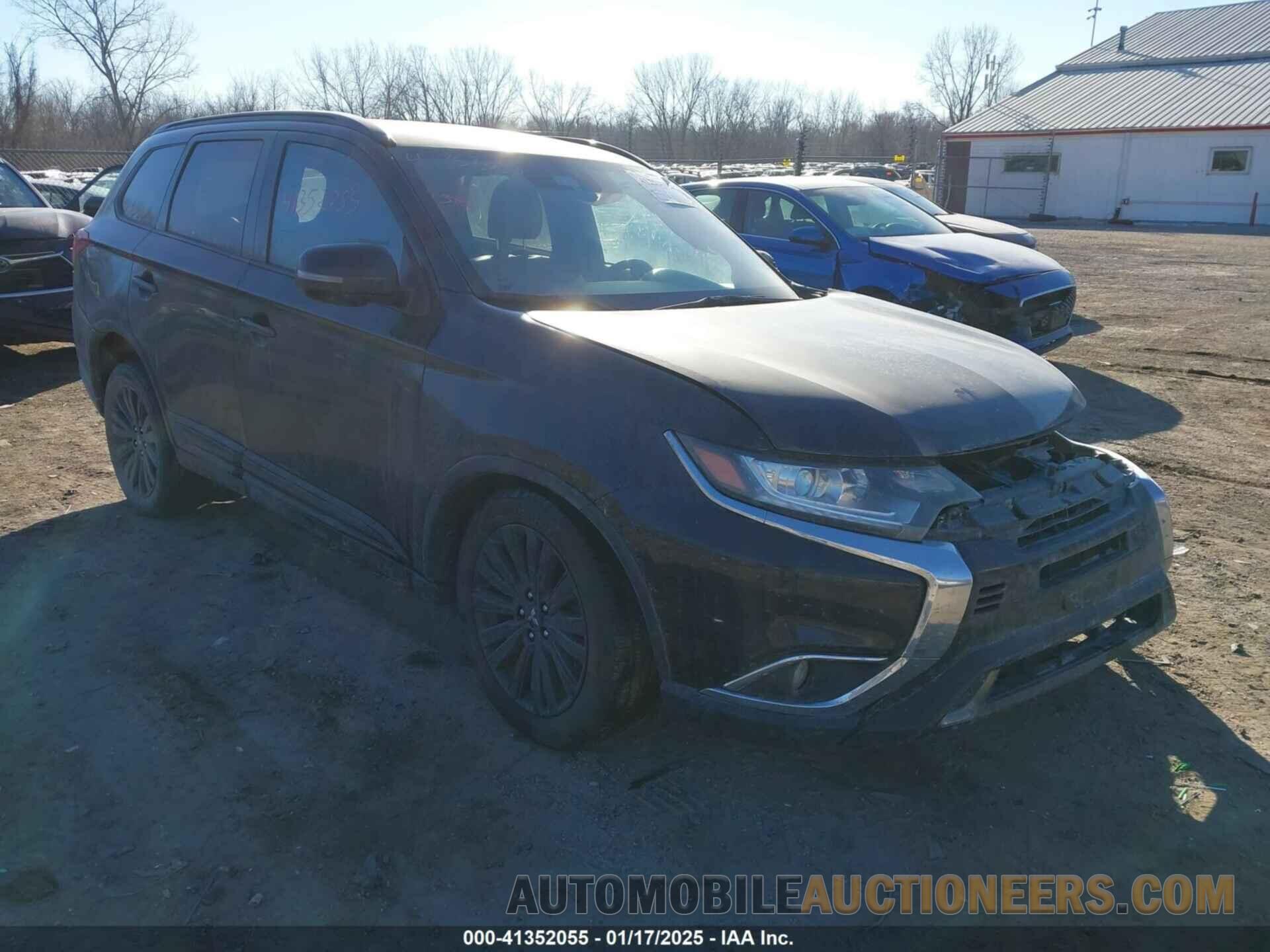 JA4AZ3A36LZ031803 MITSUBISHI OUTLANDER 2020