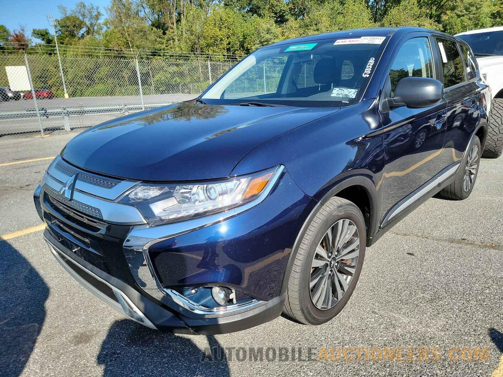 JA4AZ3A37LZ006652 Mitsubishi Outlander 2020