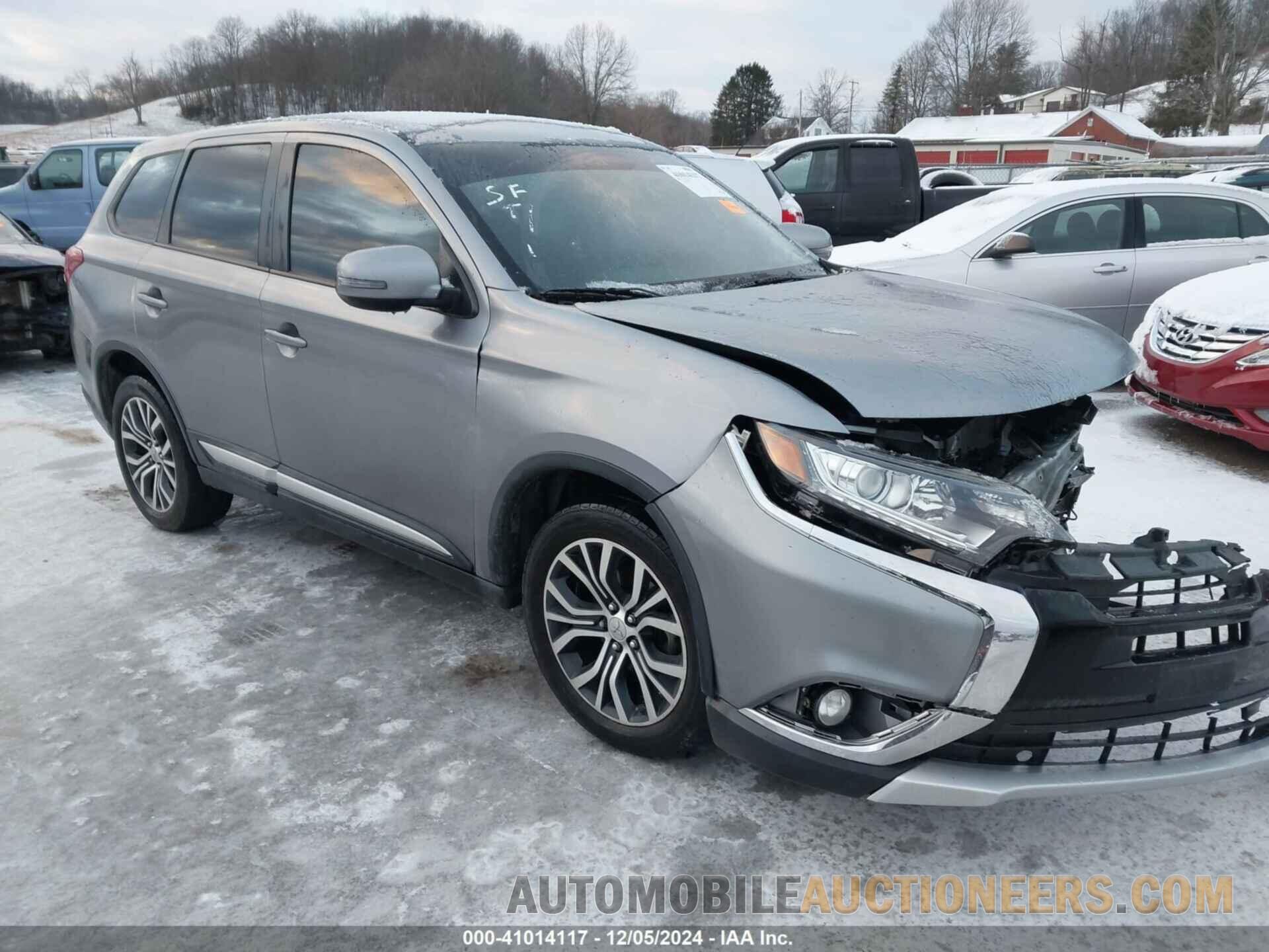 JA4AZ3A38HZ008935 MITSUBISHI OUTLANDER 2017