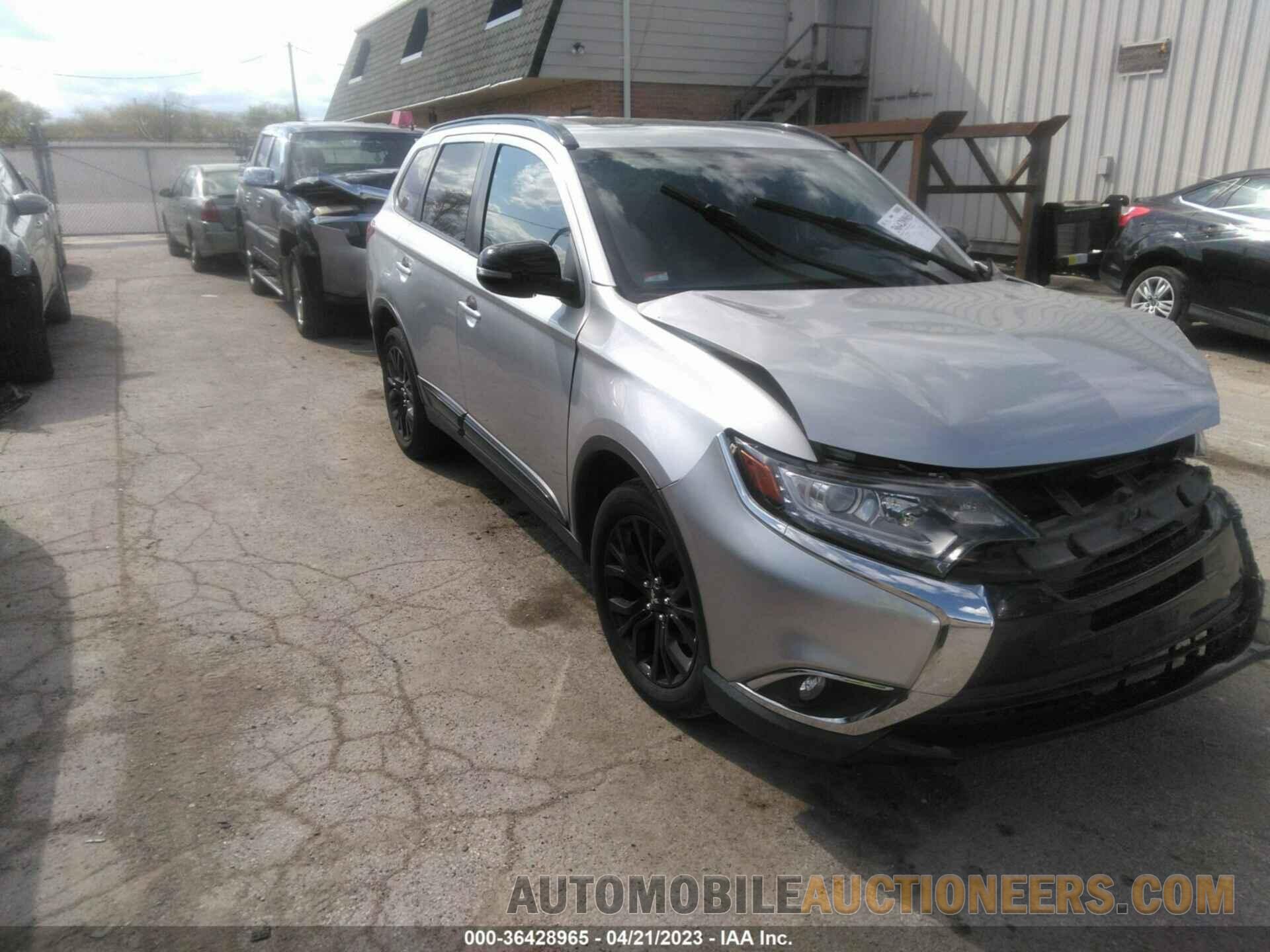 JA4AZ3A38JZ044338 MITSUBISHI OUTLANDER 2018