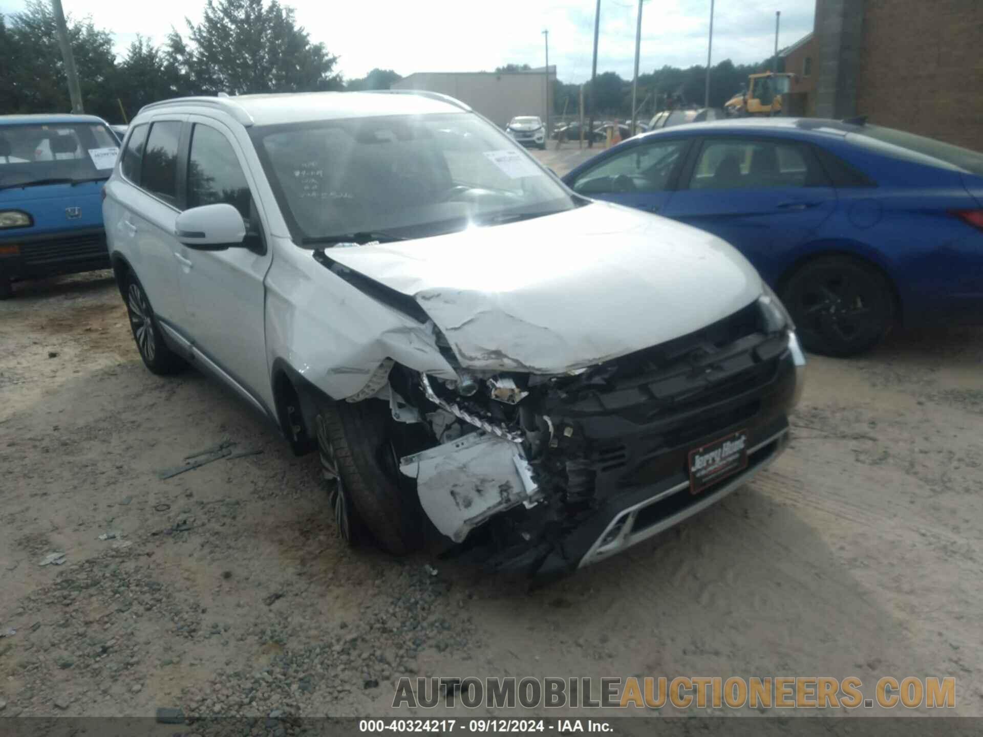 JA4AZ3A38LZ025226 MITSUBISHI OUTLANDER 2020