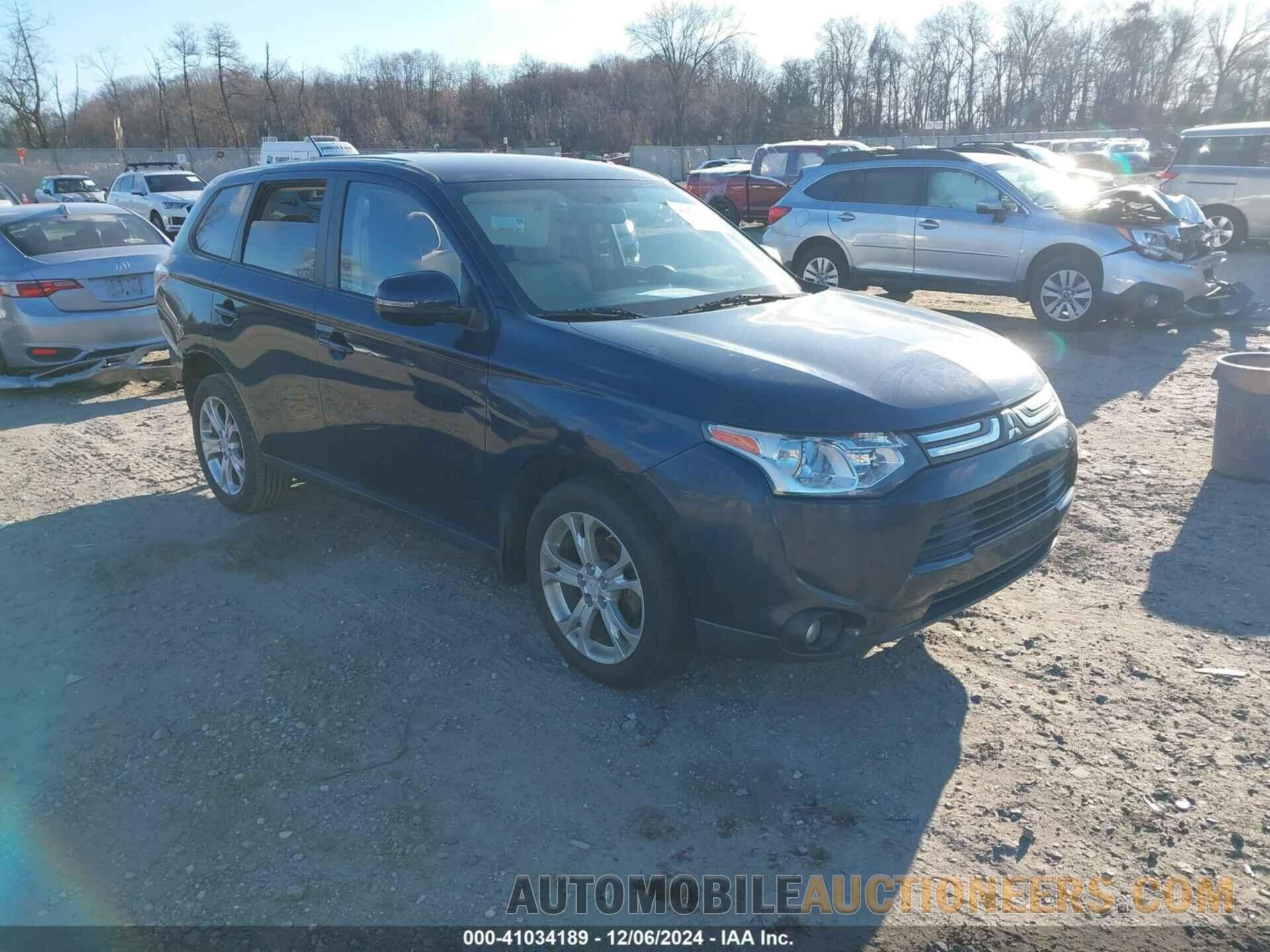 JA4AZ3A39EZ018420 MITSUBISHI OUTLANDER 2014