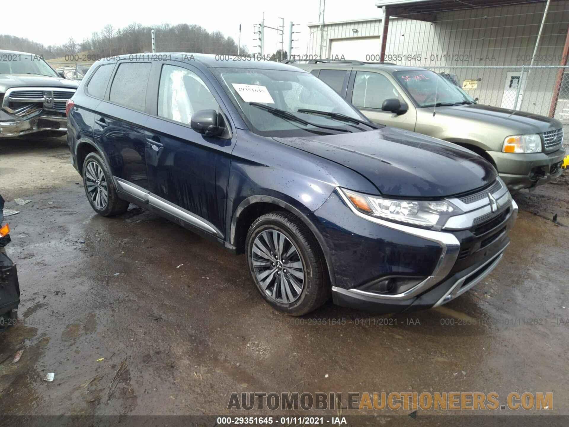 JA4AZ3A39LZ015028 MITSUBISHI OUTLANDER 2020