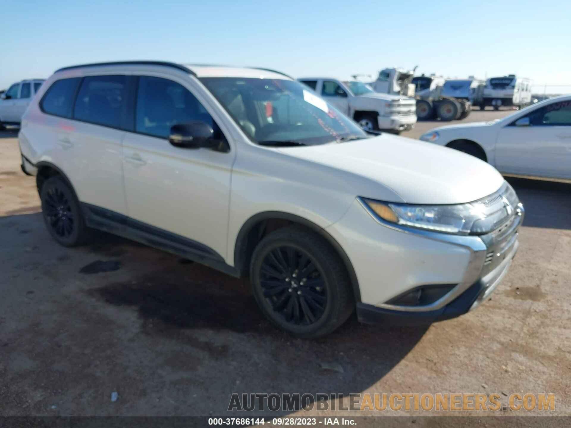 JA4AZ3A39LZ042911 MITSUBISHI OUTLANDER 2020