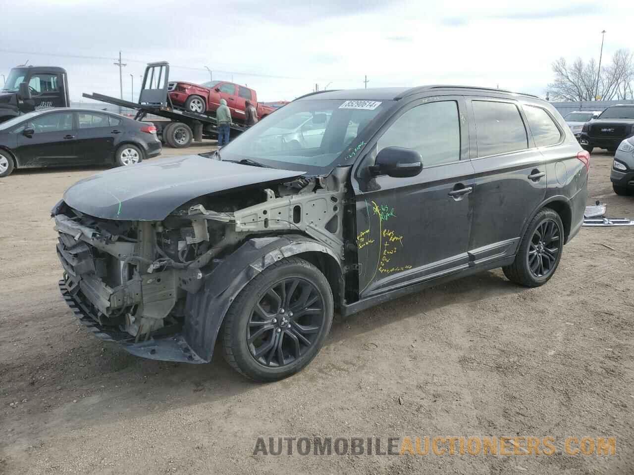 JA4AZ3A3XJZ064591 MITSUBISHI OUTLANDER 2018