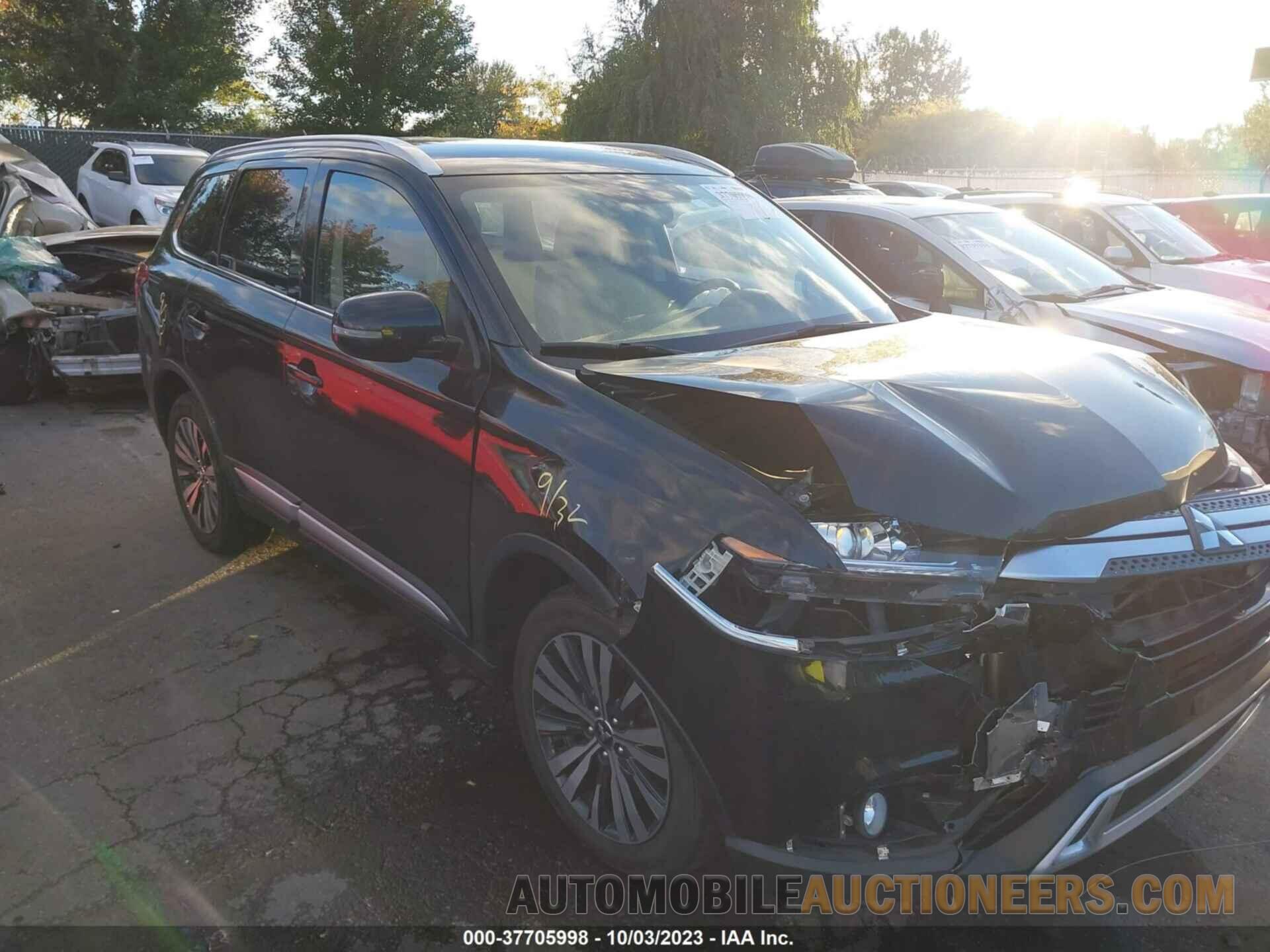 JA4AZ3A3XKZ038672 MITSUBISHI OUTLANDER 2019