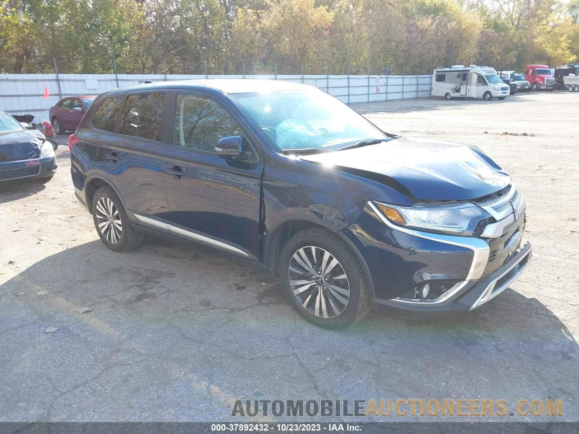 JA4AZ3A3XKZ046786 MITSUBISHI OUTLANDER 2019