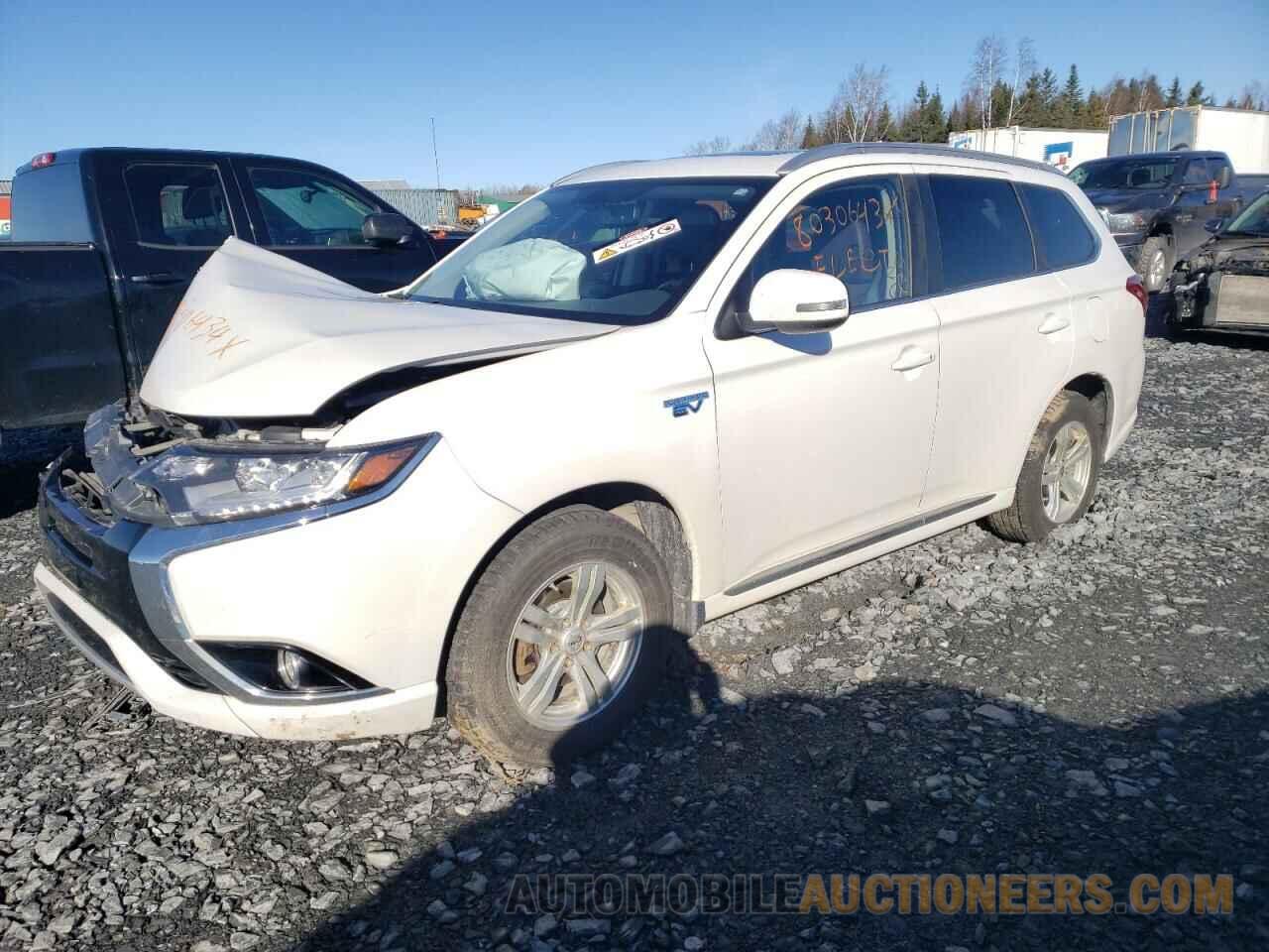 JA4J24A5XJZ610947 MITSUBISHI OUTLANDER 2018