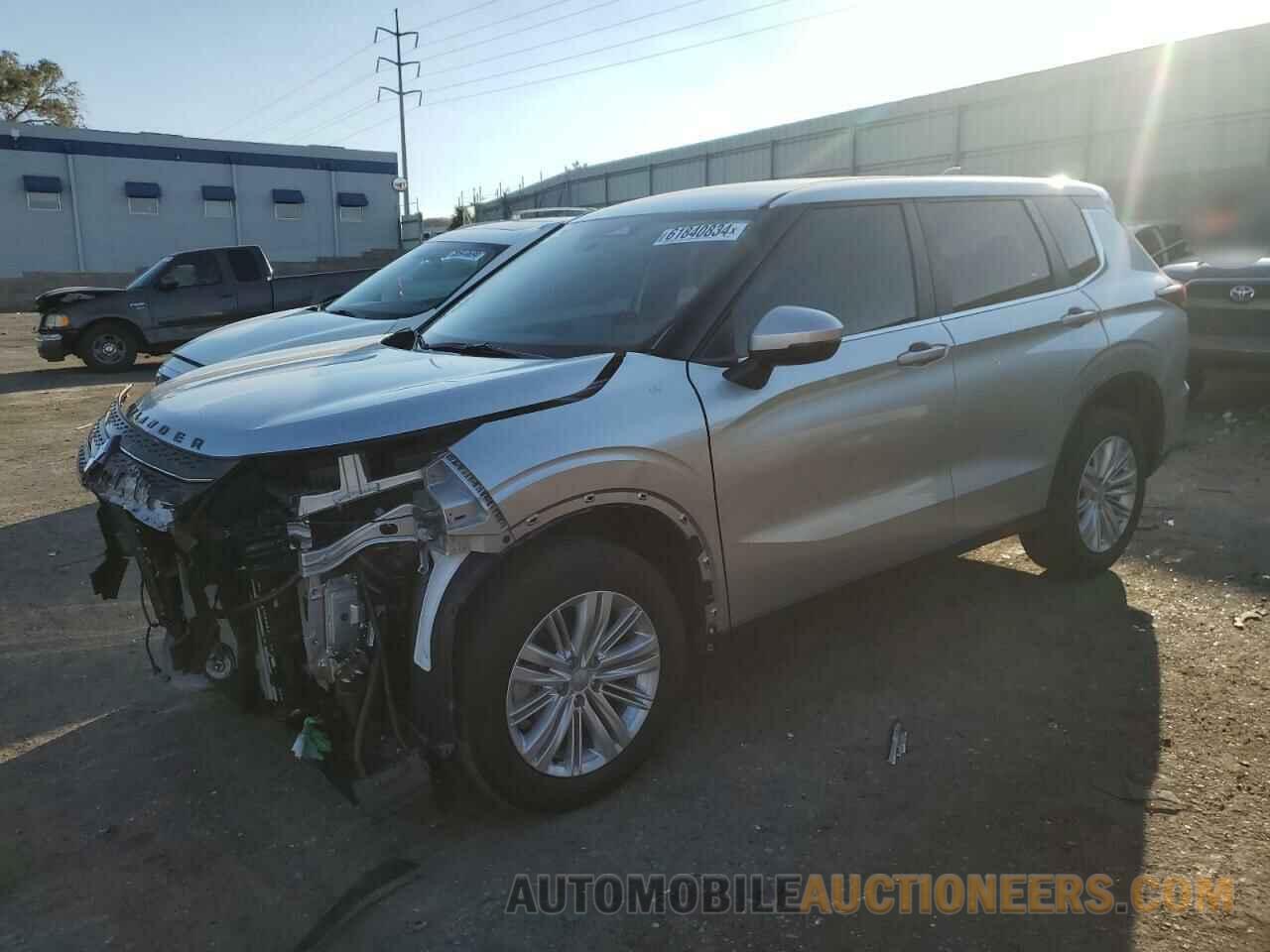 JA4J4TA84PZ033999 MITSUBISHI OUTLANDER 2023