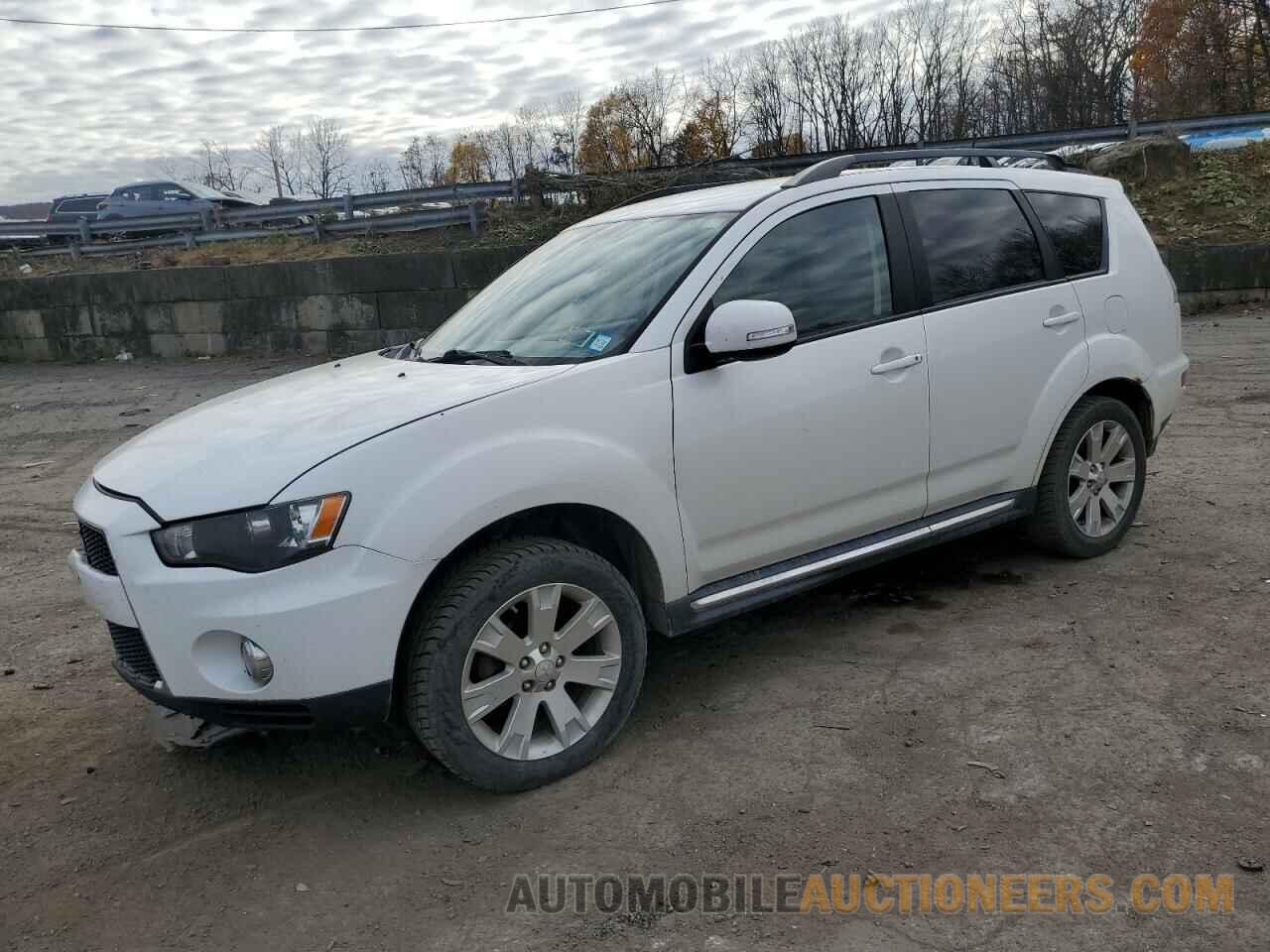 JA4JT3AWXDU020684 MITSUBISHI OUTLANDER 2013