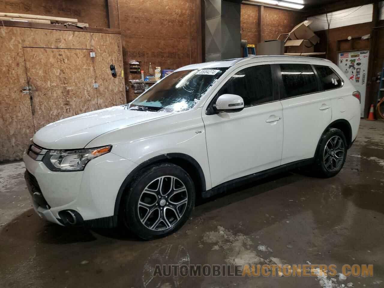 JA4JZ4AX1FZ008863 MITSUBISHI OUTLANDER 2015