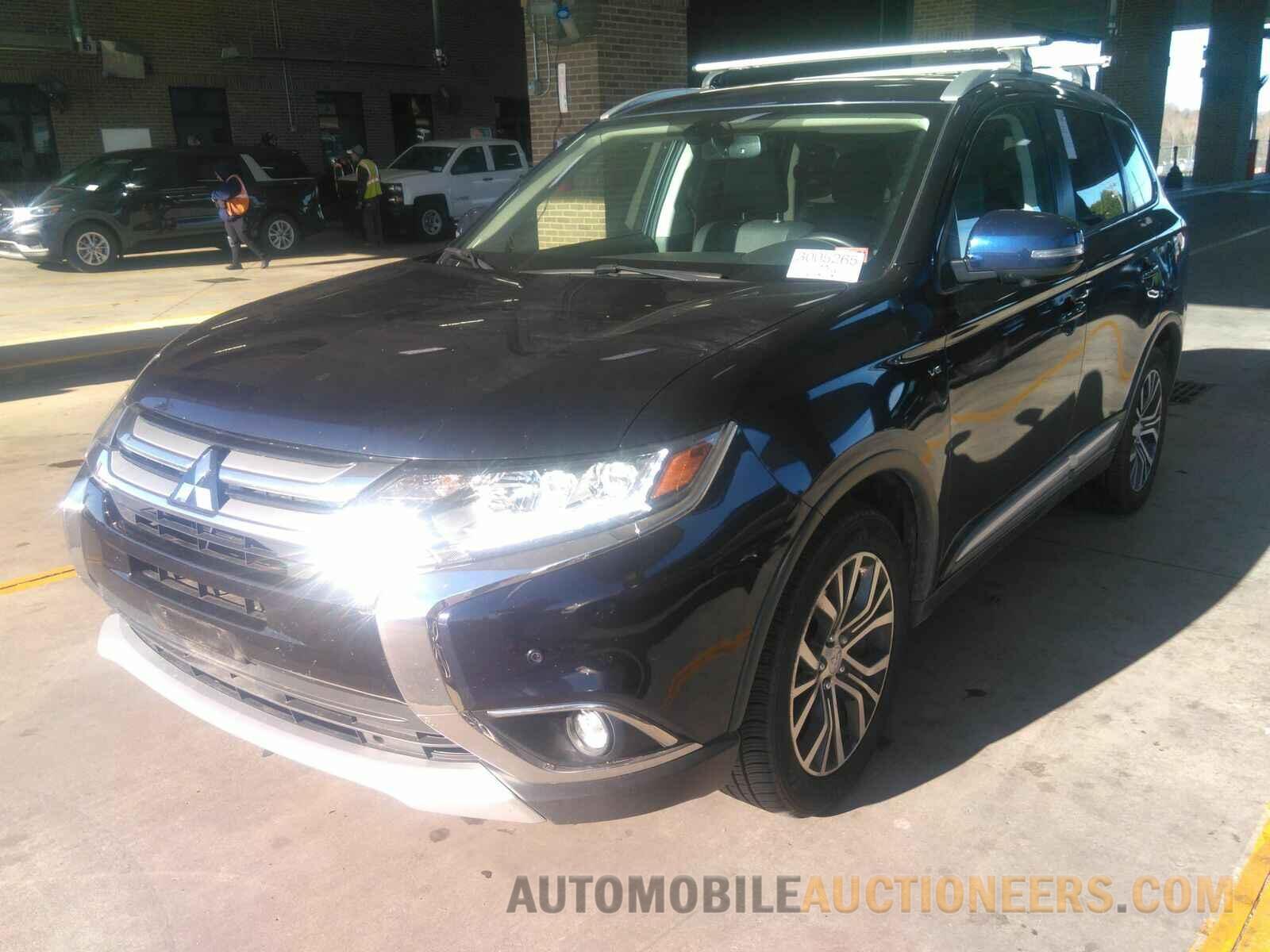 JA4JZ4AX2JJ005770 Mitsubishi Outlander 2018