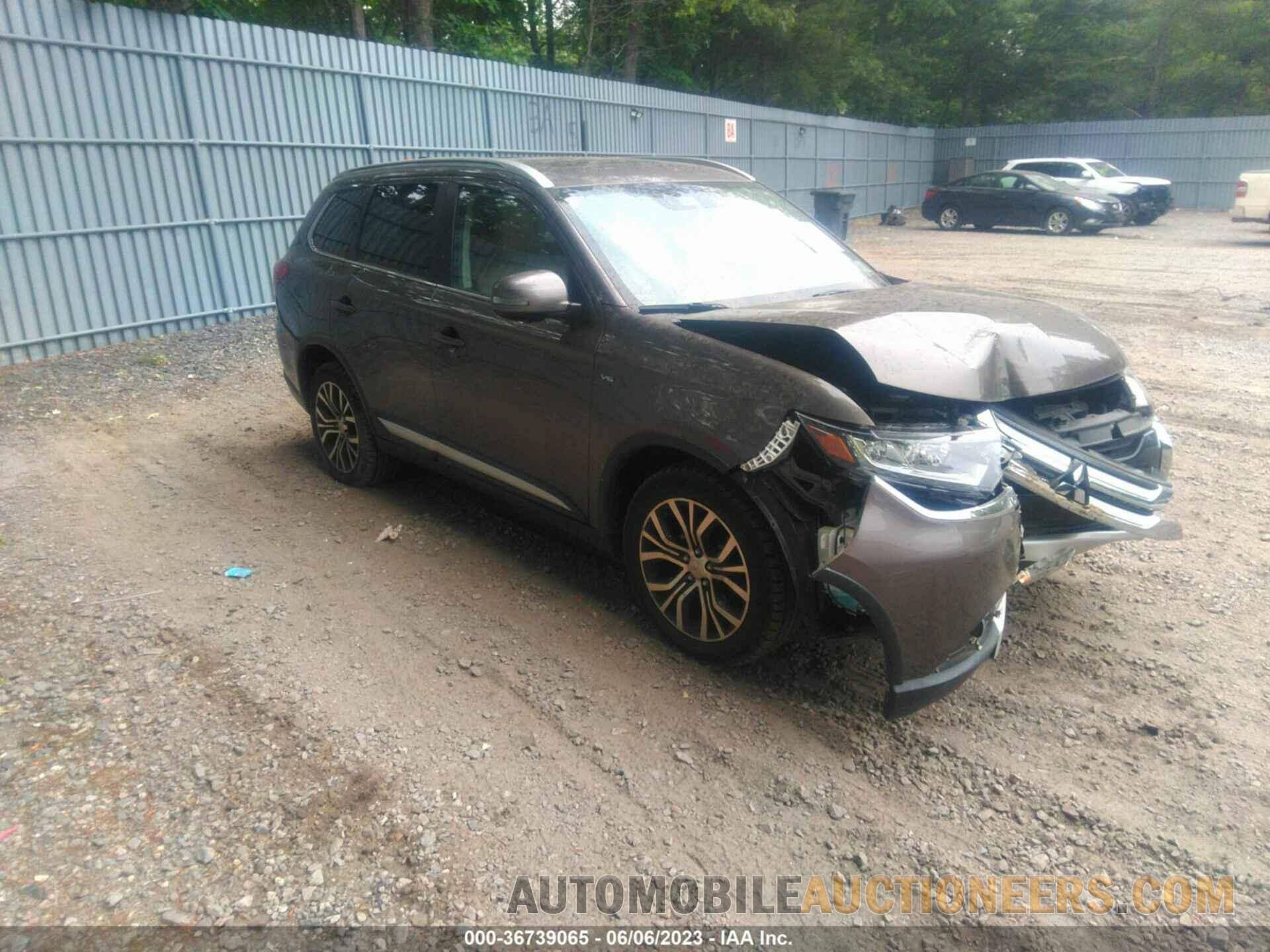 JA4JZ4AX9JZ000423 MITSUBISHI OUTLANDER 2018