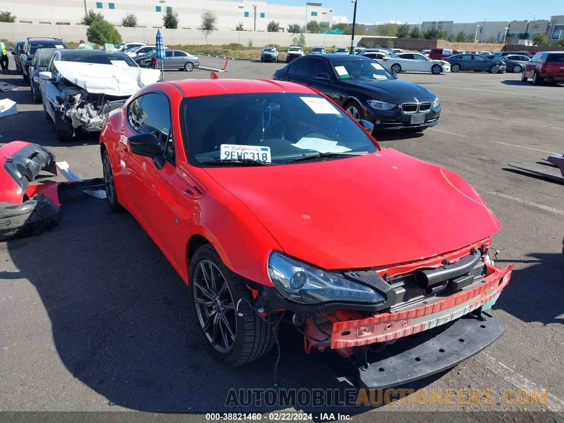 JF1ZNAA10H8708564 TOYOTA 86 2017