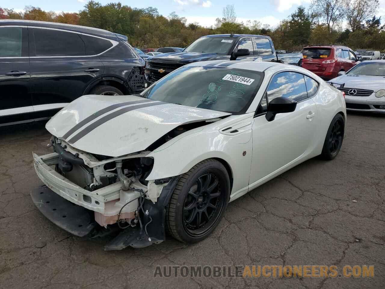 JF1ZNAA10H9707313 TOYOTA 86 2017