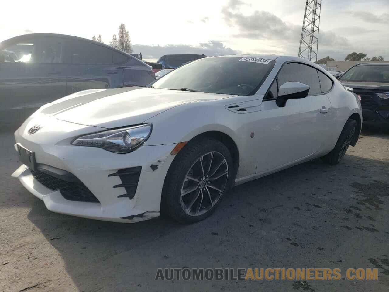 JF1ZNAA11H8710985 TOYOTA 86 2017