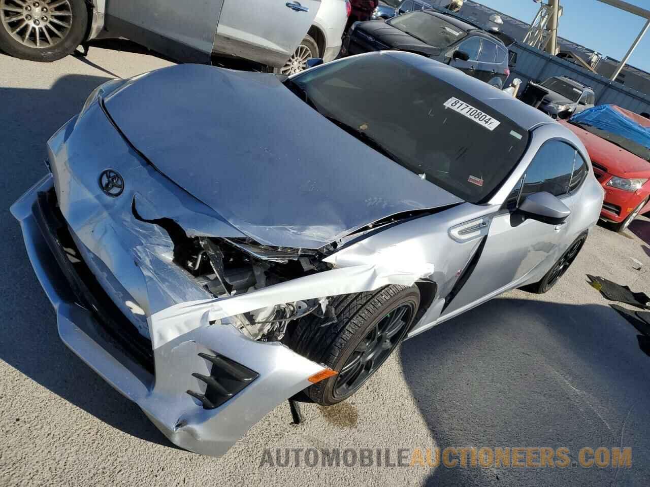 JF1ZNAA13J8701582 TOYOTA 86 2018