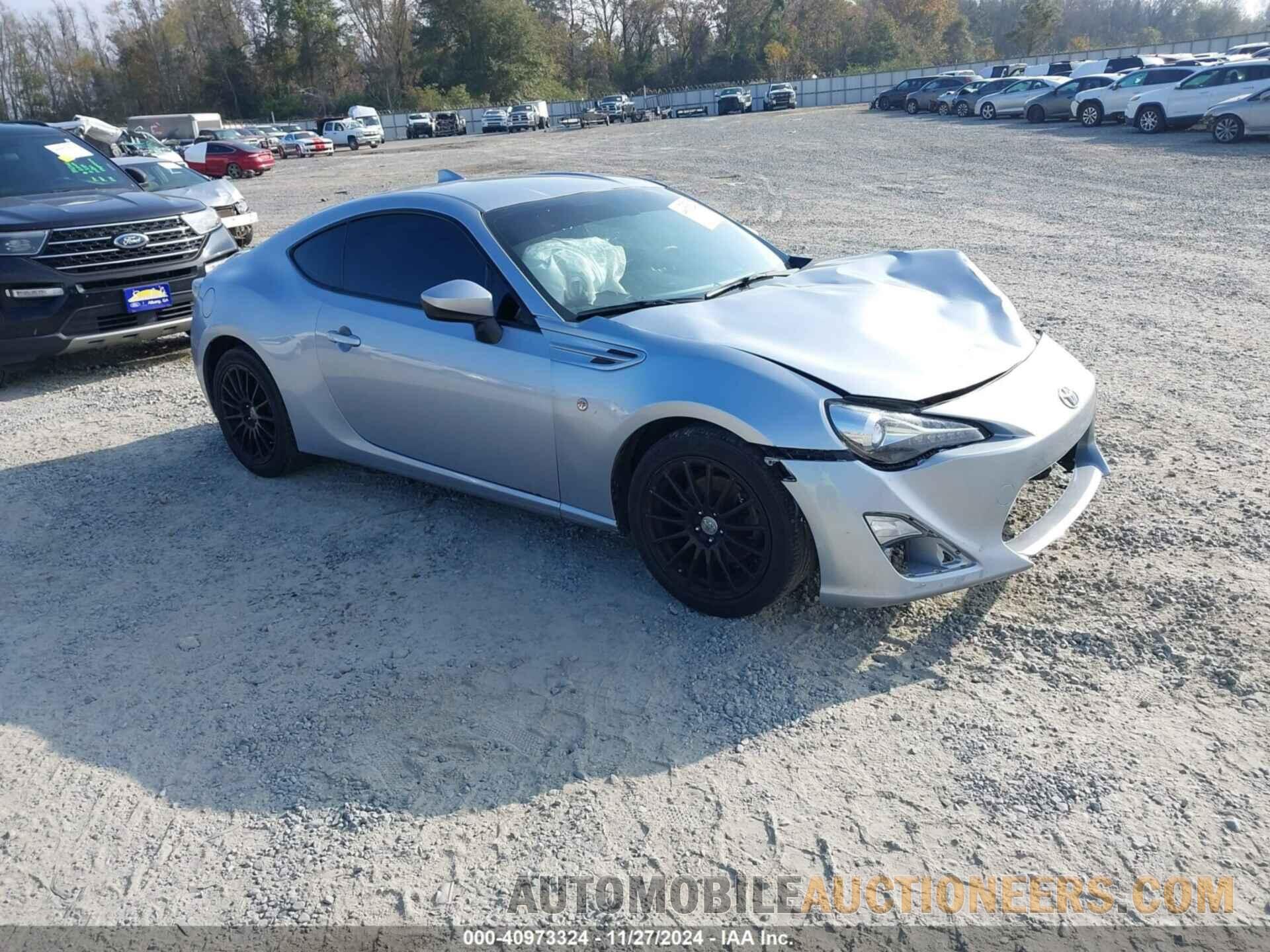 JF1ZNAA13J8701887 TOYOTA 86 2018