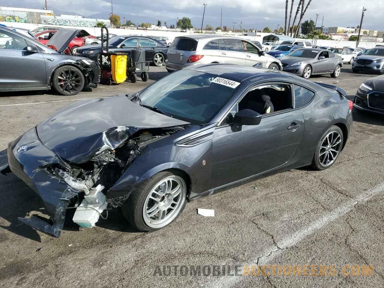 JF1ZNAA13K8703818 TOYOTA 86 2019