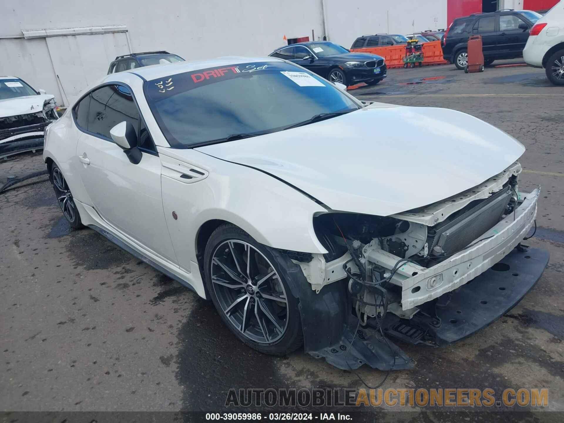 JF1ZNAA14J8700909 TOYOTA 86 2018