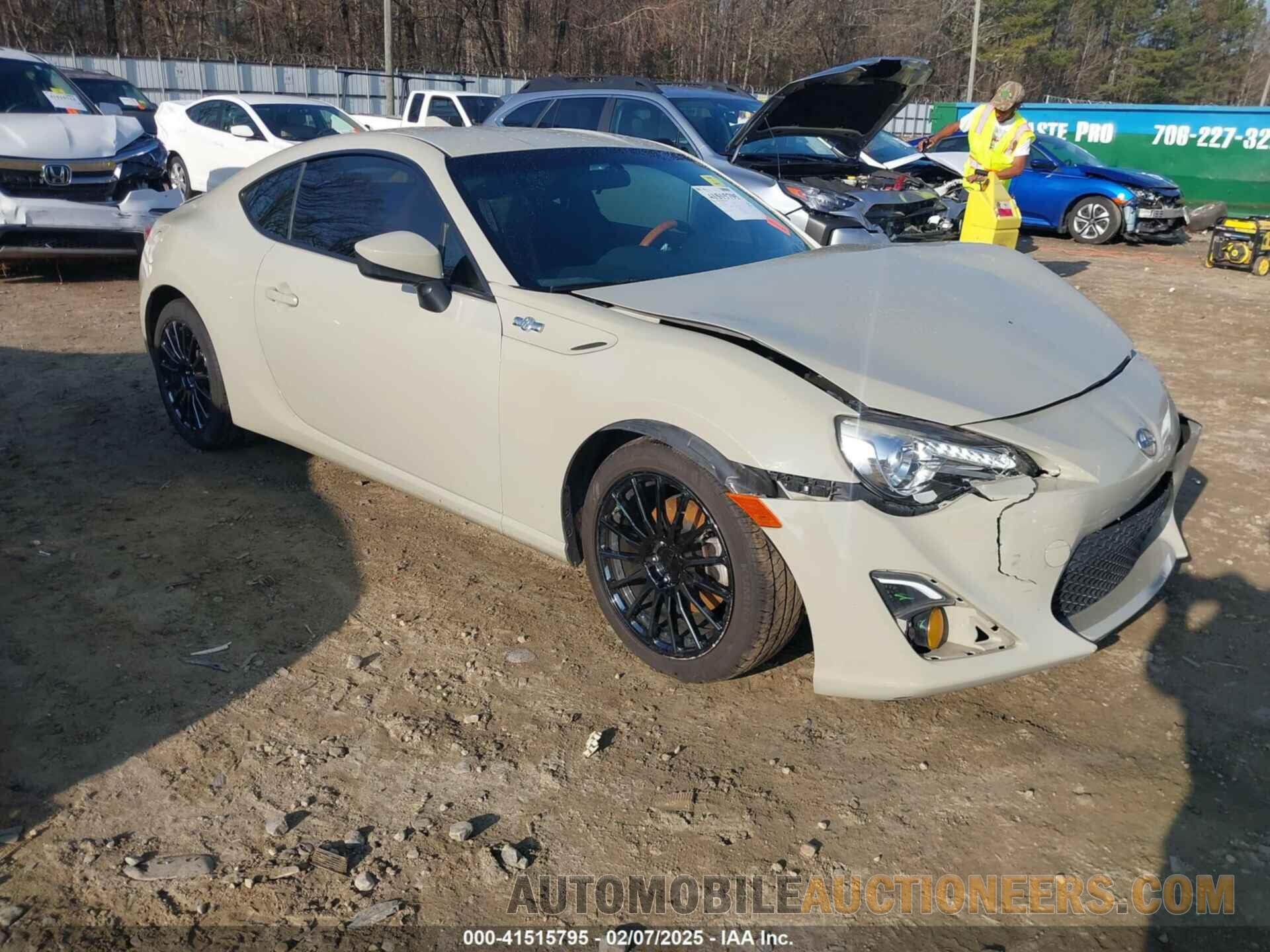 JF1ZNAA16G8706364 SCION FR-S 2016