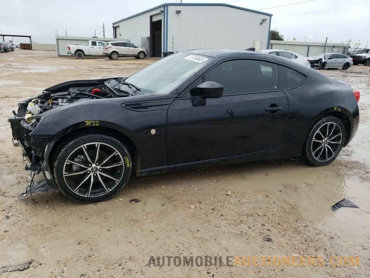 JF1ZNAA18J8700833 TOYOTA 86 2018