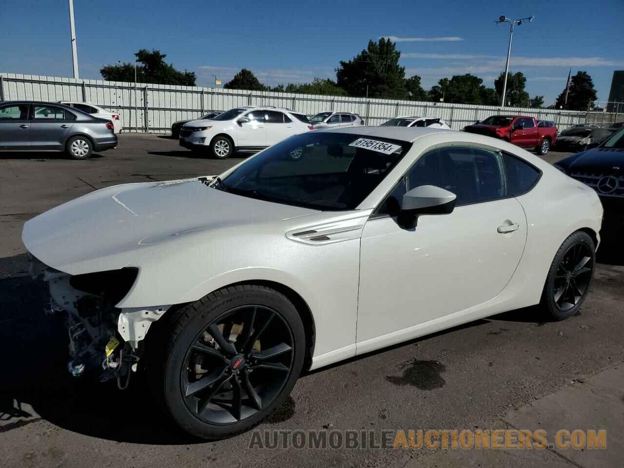 JF1ZNAA19H9702983 TOYOTA 86 2017