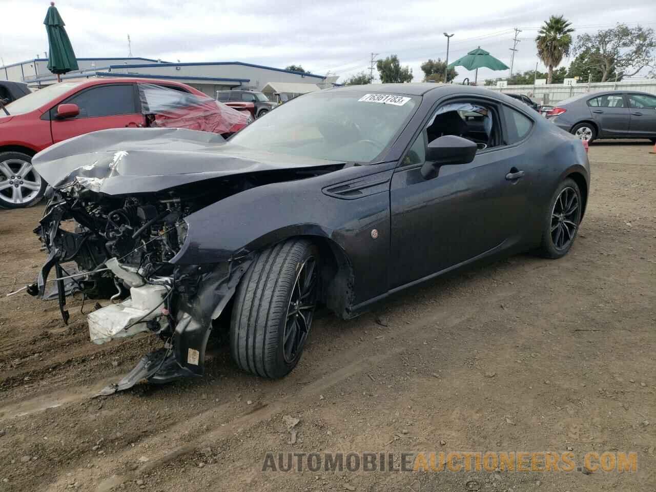 JF1ZNAA1XH8704375 TOYOTA 86 2017