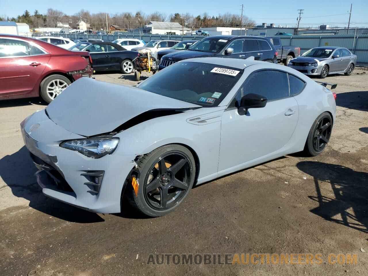 JF1ZNAE12J8700353 TOYOTA 86 2018