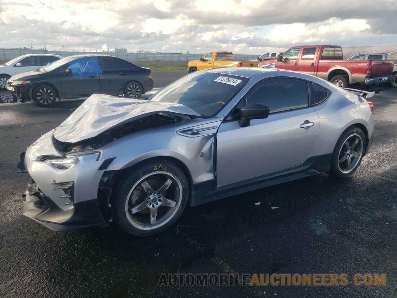 JF1ZNAE17K8702777 TOYOTA 86 2019