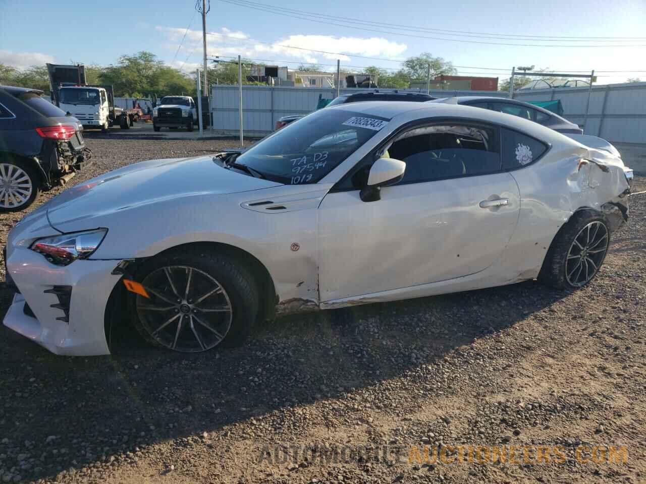 JF1ZNAE1XJ8700357 TOYOTA 86 2018