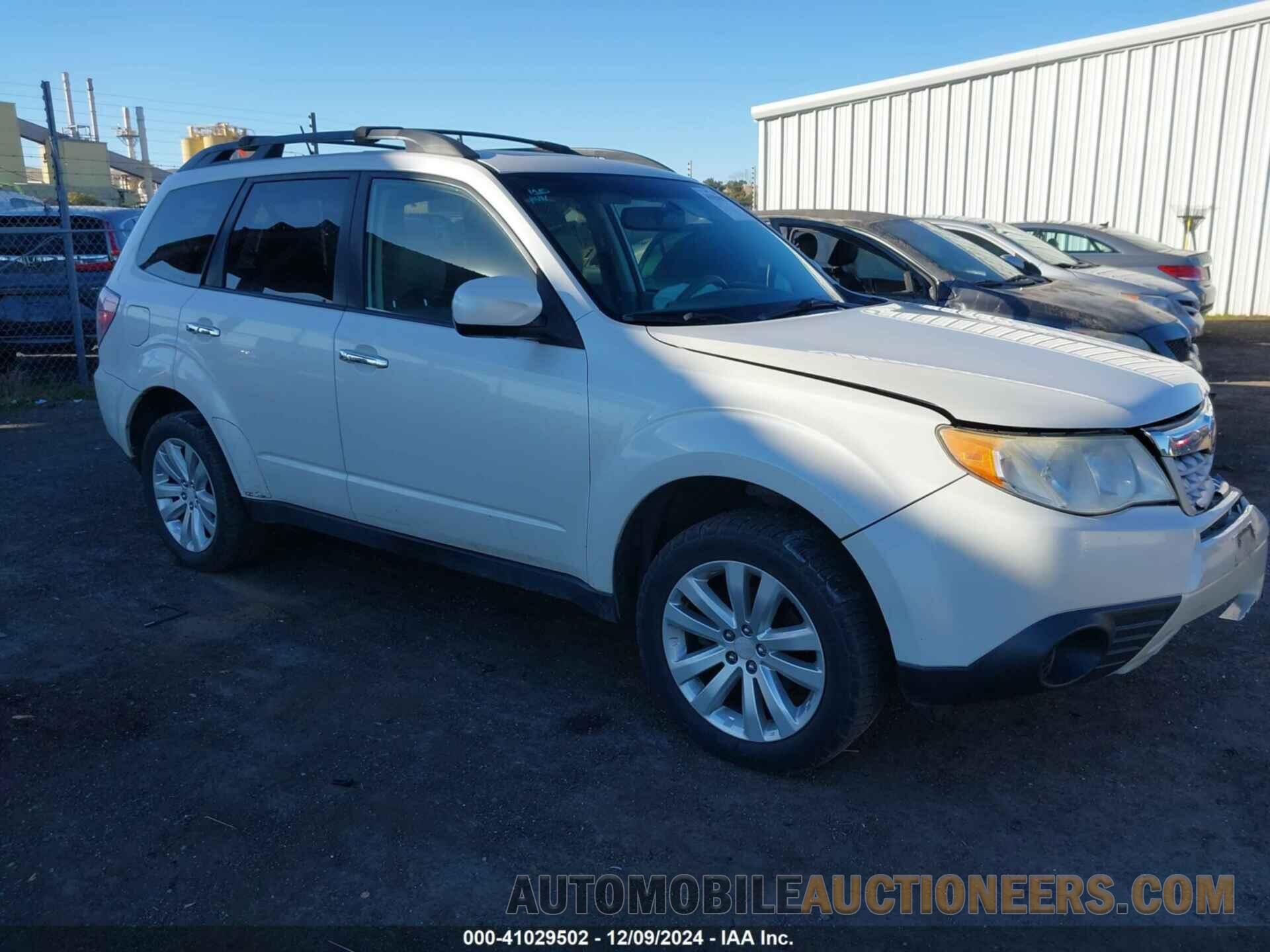 JF2SHADC0BH762438 SUBARU FORESTER 2011