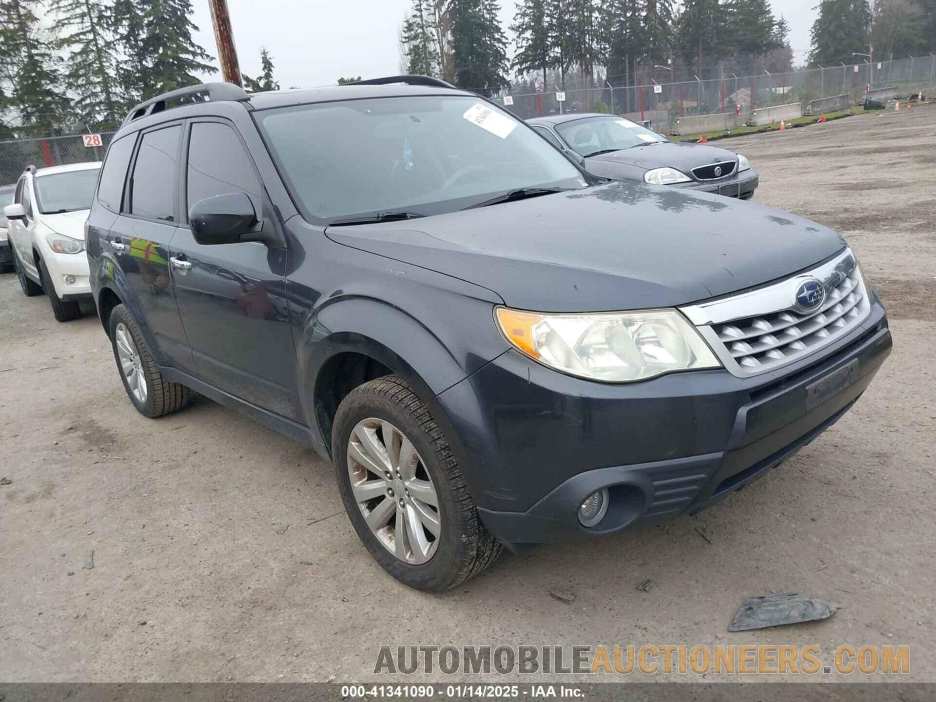 JF2SHADC7DG401717 SUBARU FORESTER 2013