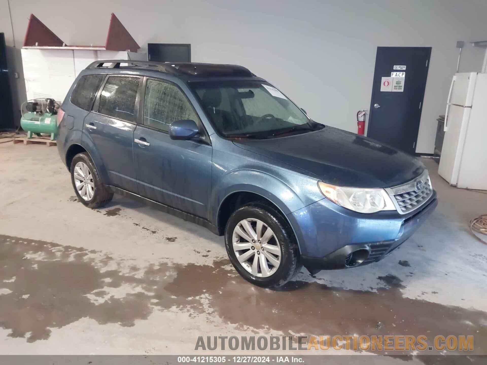 JF2SHBDC7BG752601 SUBARU FORESTER 2011