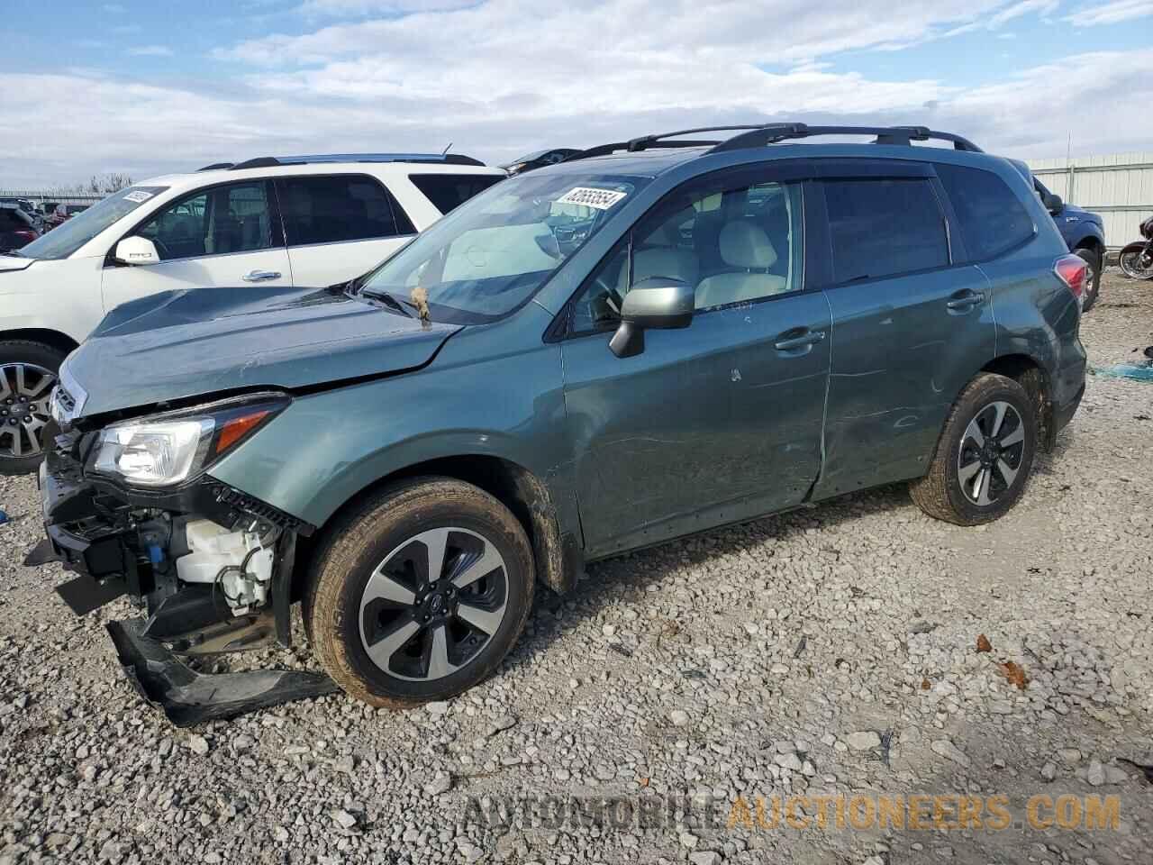 JF2SJADC2HH543686 SUBARU FORESTER 2017