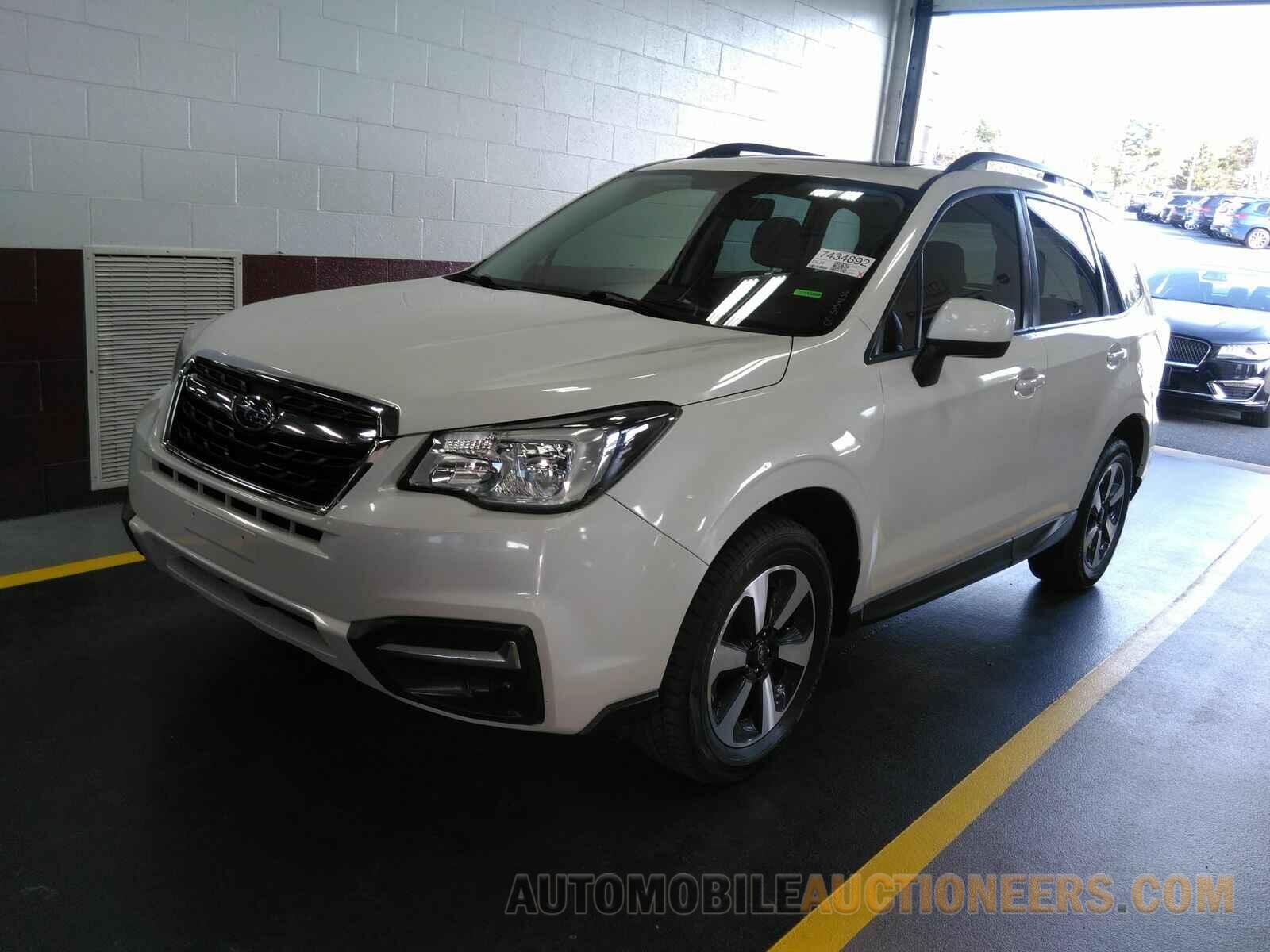 JF2SJAEC1HH410111 Subaru Forester 2017