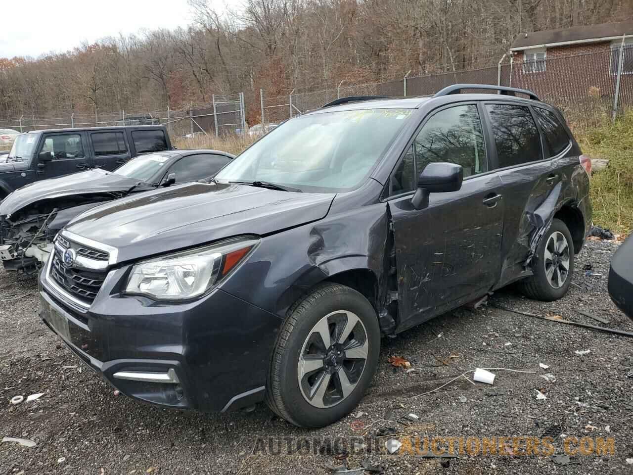 JF2SJAEC5HH401217 SUBARU FORESTER 2017