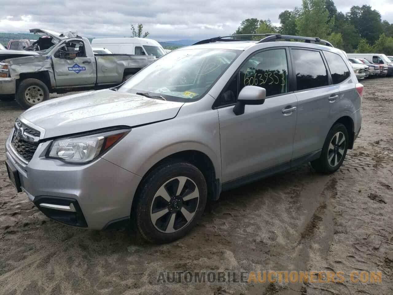 JF2SJAEC7JH563209 SUBARU FORESTER 2018