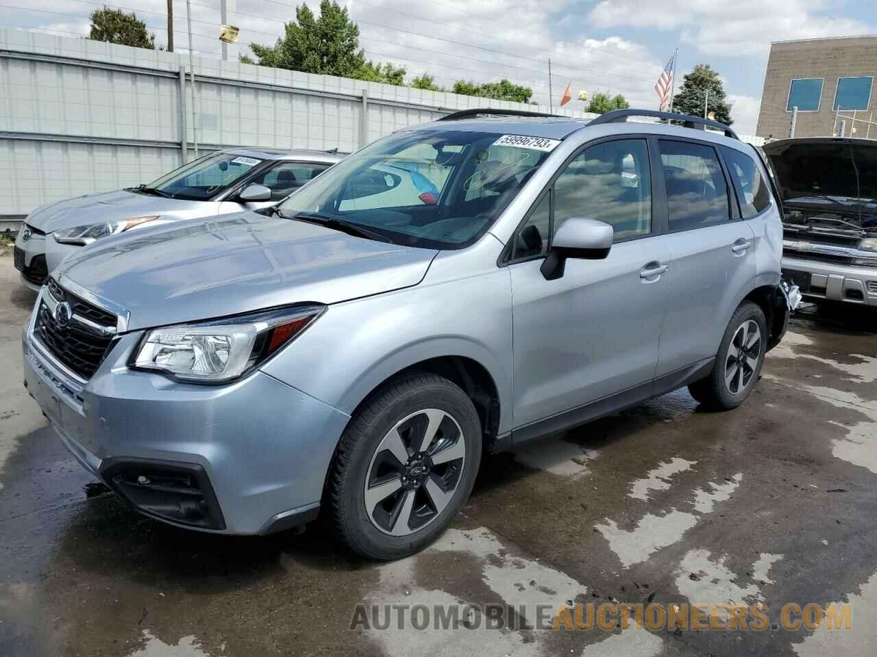 JF2SJAEC9JH565933 SUBARU FORESTER 2018