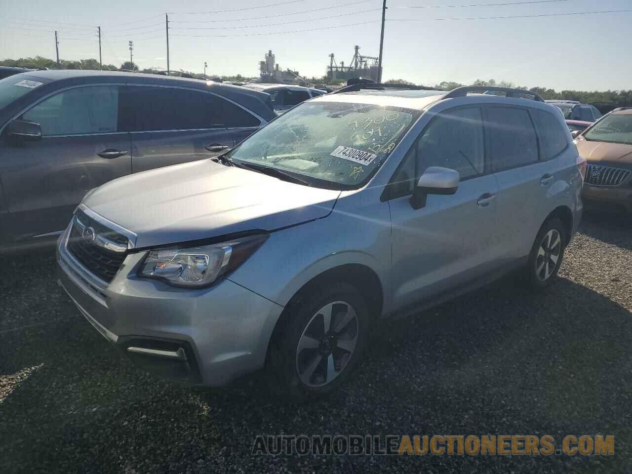 JF2SJAGC0JH470092 SUBARU FORESTER 2018