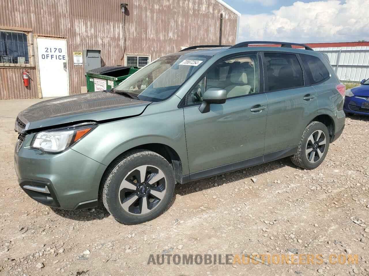 JF2SJAGC0JH552890 SUBARU FORESTER 2018