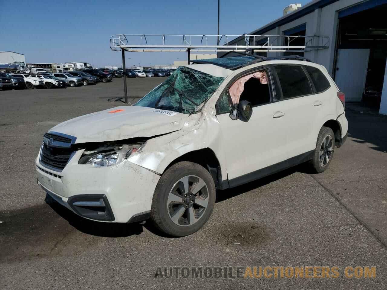 JF2SJAGC1JH474622 SUBARU FORESTER 2018