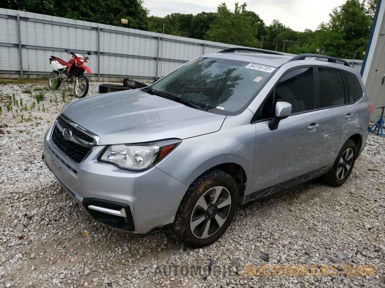 JF2SJAGC1JH480968 SUBARU FORESTER 2018