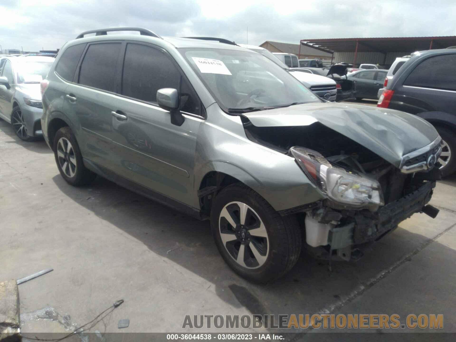 JF2SJAGC1JH497589 SUBARU FORESTER 2018