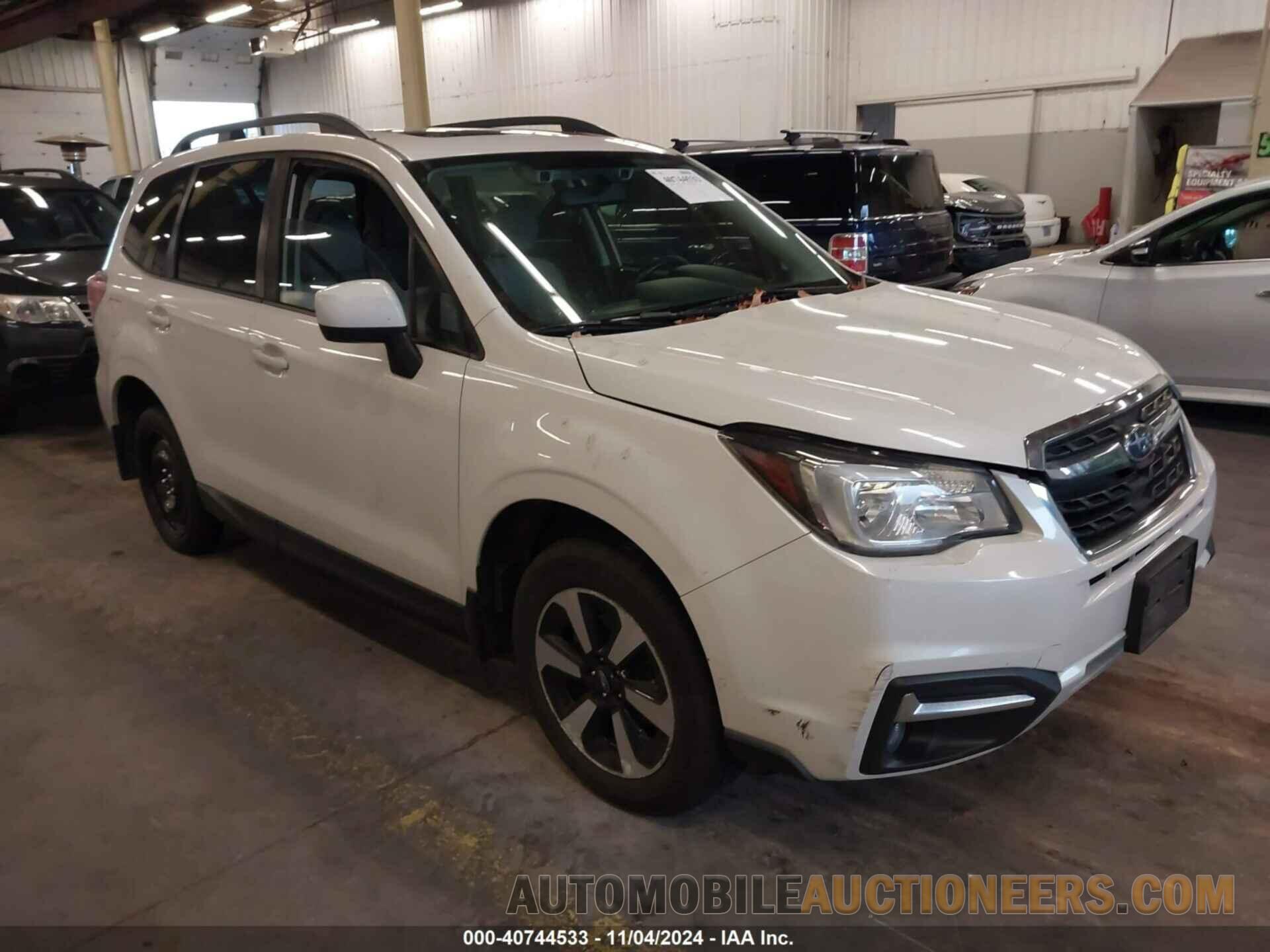 JF2SJAGC1JH508302 SUBARU FORESTER 2018