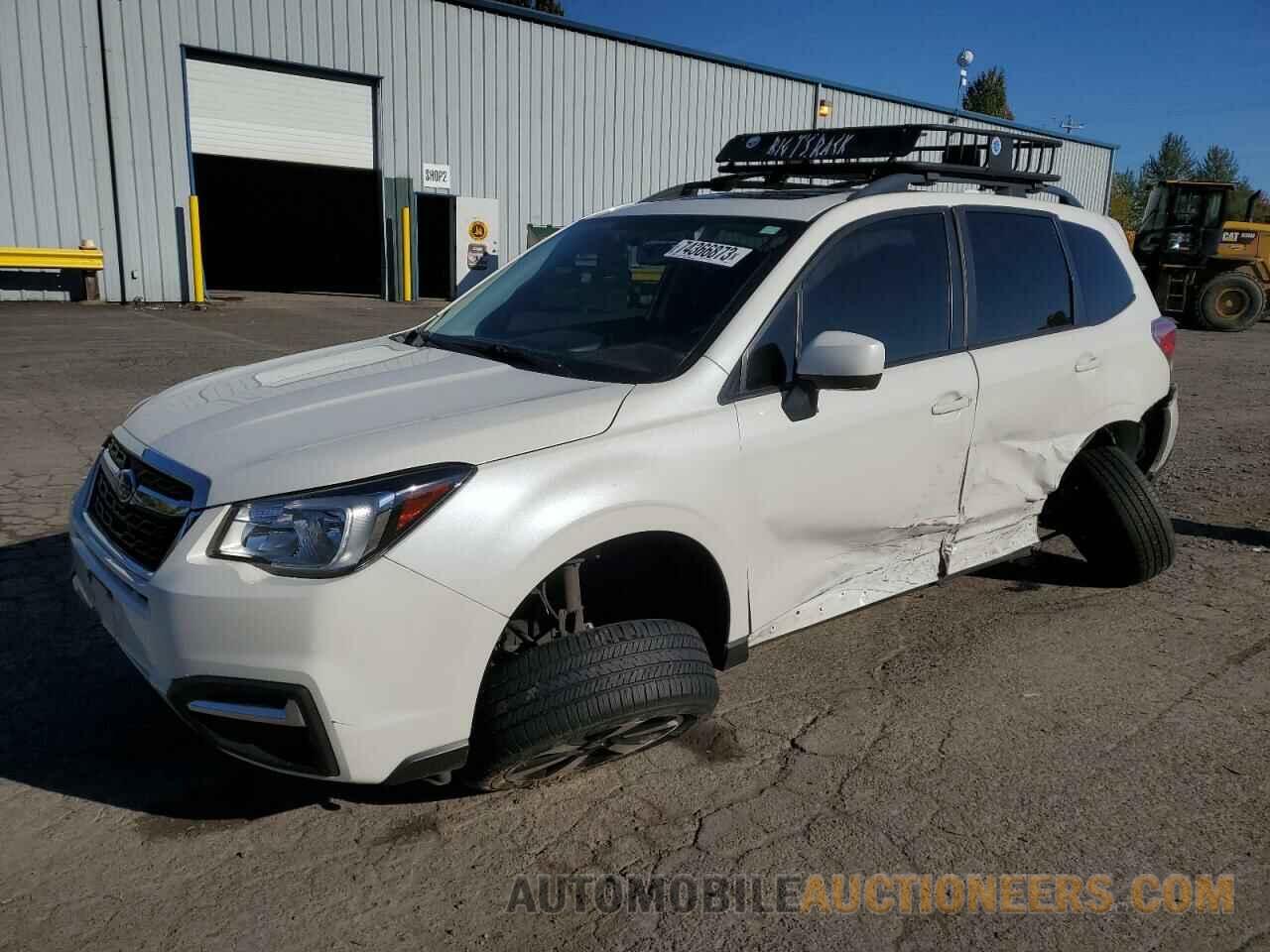 JF2SJAGC1JH534043 SUBARU FORESTER 2018