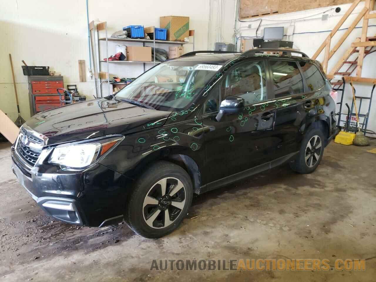 JF2SJAGC1JH586563 SUBARU FORESTER 2018