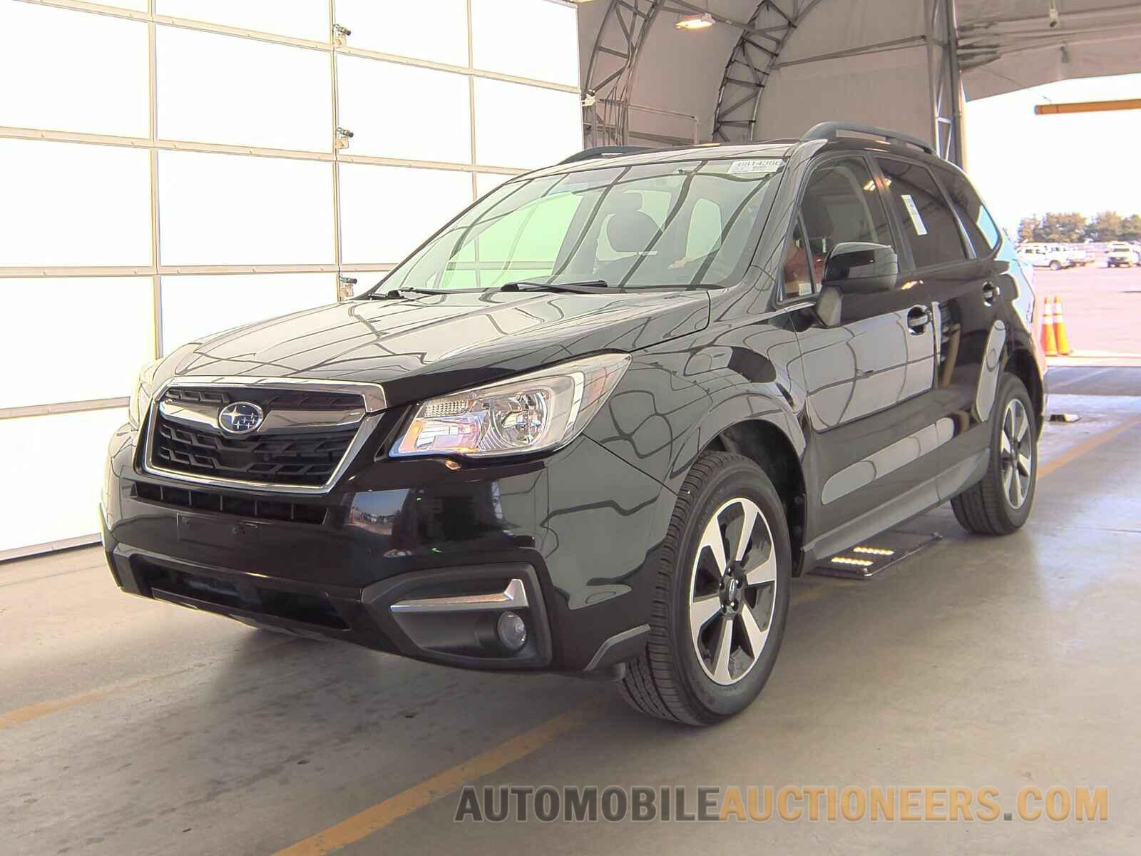 JF2SJAGC1JH589978 Subaru Forester 2018