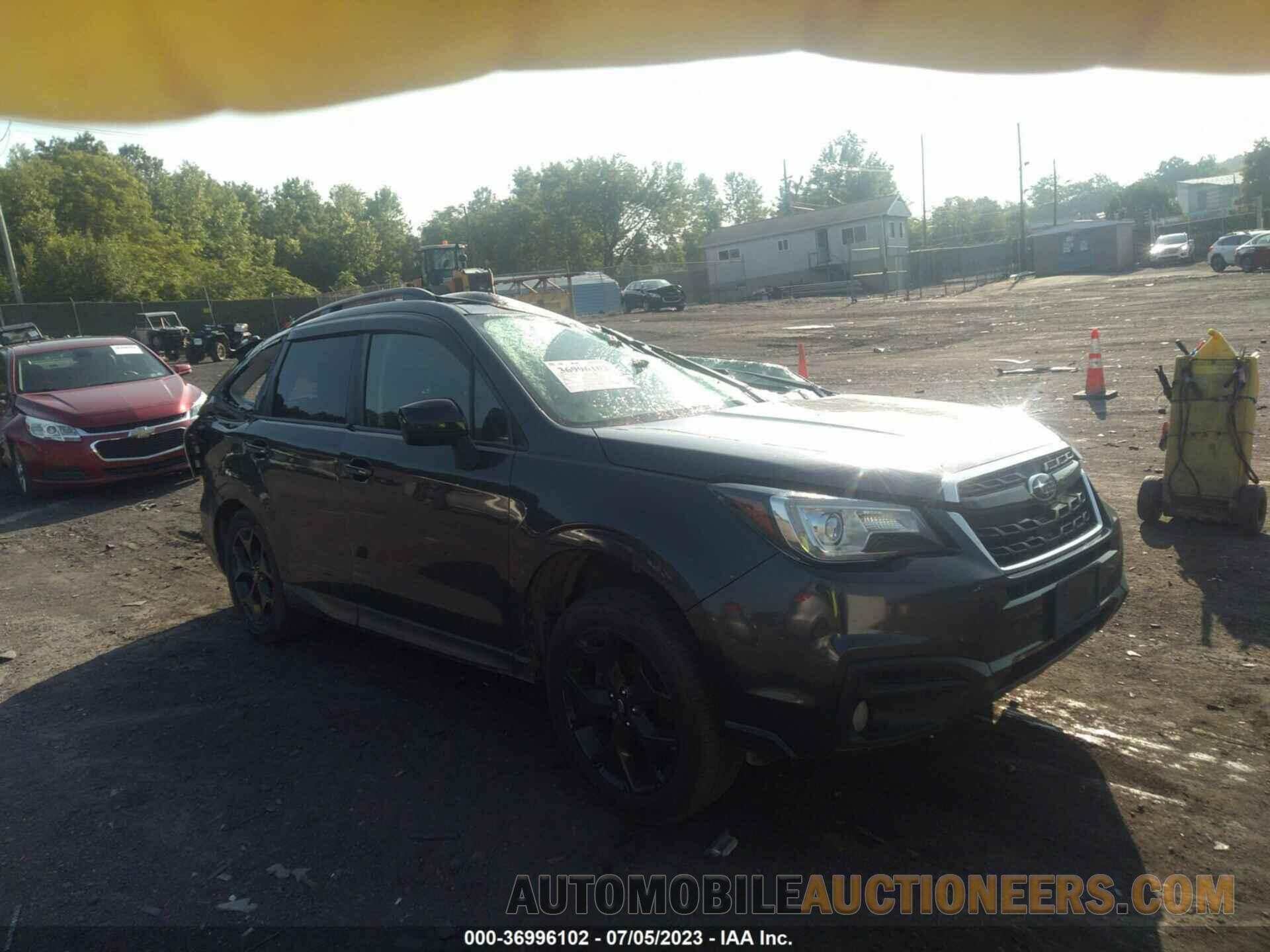 JF2SJAGC2JH560747 SUBARU FORESTER 2018