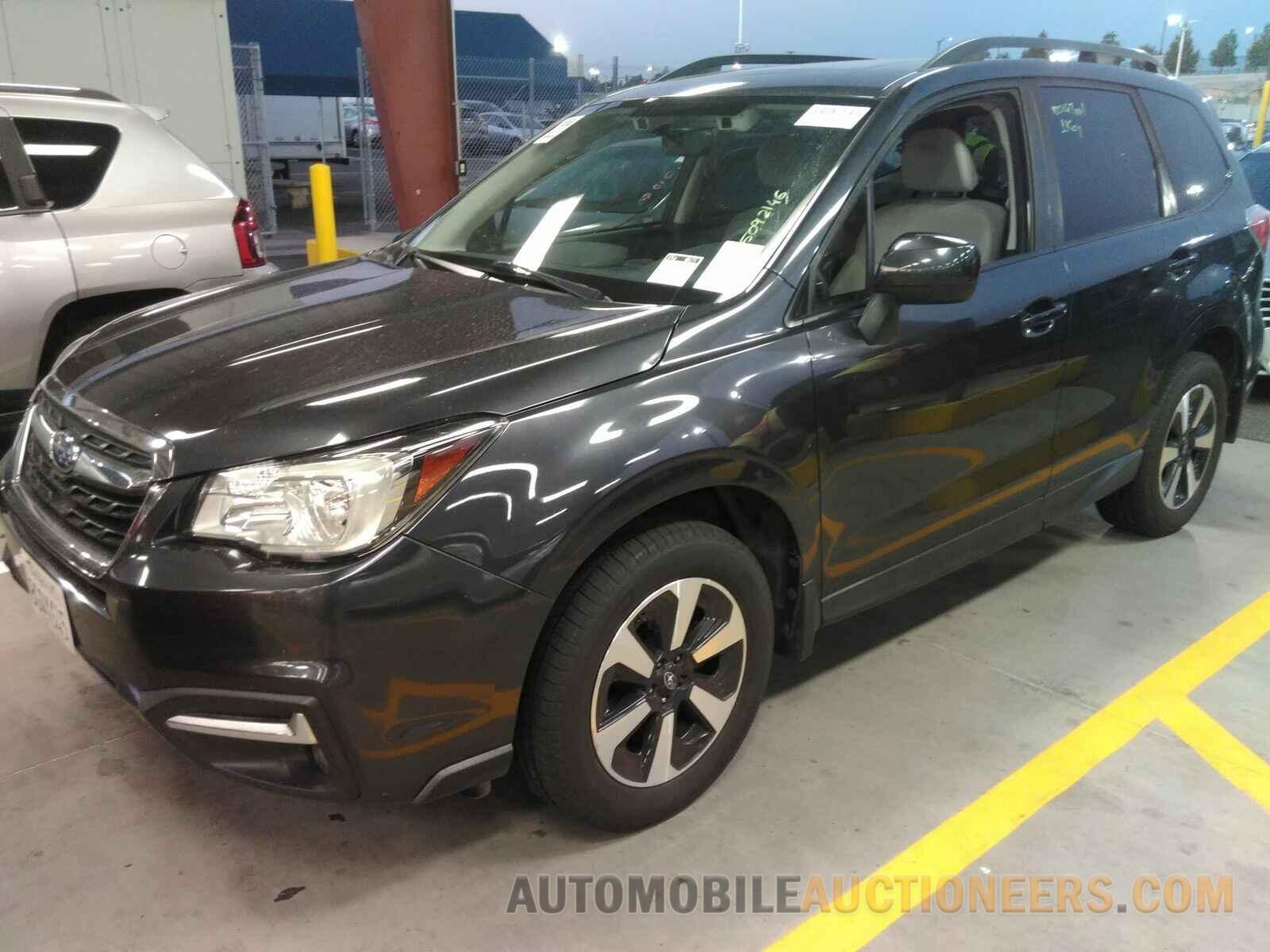 JF2SJAGC3HH480237 Subaru Forester 2017